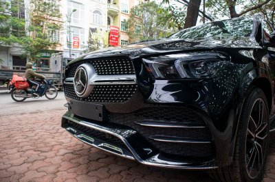 cụm đầu xe Mercedes-Benz GLE300 Diesel 2020