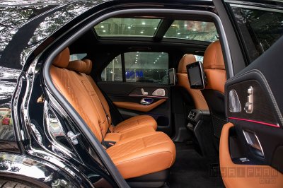 Ghế sau xe Mercedes-Benz GLE300 Diesel 2020