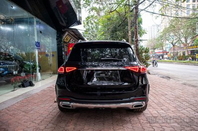 Đuôi xe Mercedes-Benz GLE300 Diesel 2020