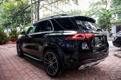 Hình ảnh đuôi xe Mercedes-Benz GLE300 Diesel 2020