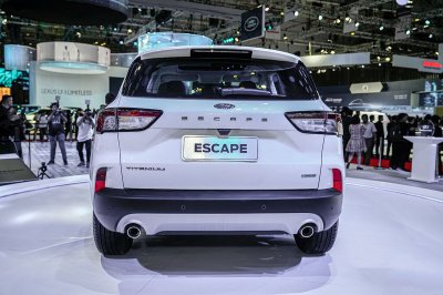 Ford Escape 2020 chạy thử tại Việt Nam, cận kề ngày mở bán a9