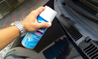 Cách loại bỏ bãi nôn ói, và mùi xú uế trong ô tô Cách loại bỏ bãi nôn ói, và mùi xú uế trong ô tô