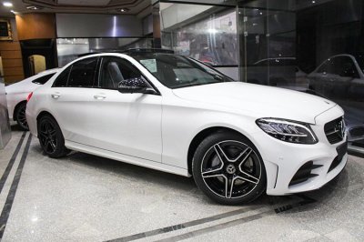 K-ICM tậu xe sang Mercedes C300 AMG 2020 gần 2 tỷ đồng 4a