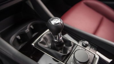 So sánh Honda Civic 2020 và Mazda 3 2020 - sức mạnh ngang nhau So sánh Honda Civic 2020 và Mazda 3 2020 - sức mạnh ngang nhau
