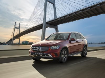 Giá xe Mercedes-Benz GLC 200 1 Giá xe Mercedes-Benz GLC 200 a1