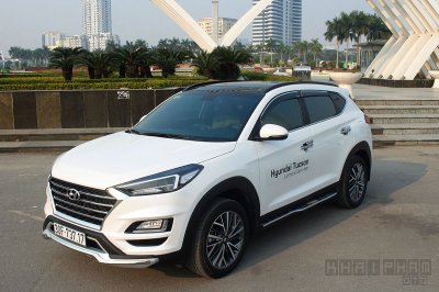 Hyundai Tucson khuyến mãi gần 40 triệu đồng cho khách hàng mua xe 1