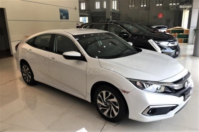 Honda Civic đang được giảm giá mạnh tại đại lý a2