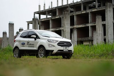 Ford Ecosport giảm 25-65 triệu đồng trong tháng 3 1