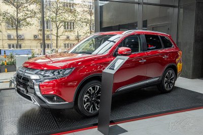 Mitsubishi Outlander 2020 mới ra mắt Việt Nam vào giữa tháng 2 Mitsubishi Outlander 2020 mới ra mắt Việt Nam vào giữa tháng 2 1