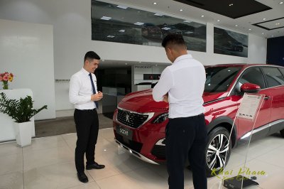 Ảnh chụp đầu xe Peugeot 5008​​ 2020