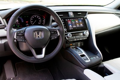 Honda Insight 2021 sở hữu các tính năng đáng giá.