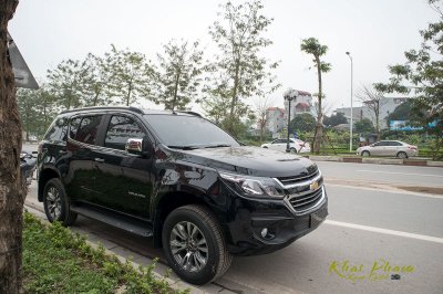 Chevrolet Trailblazer sản xuất năm 2019 tiếp tục ưu đãi gần 200 triệu đồng tại Việt Nam 1 Ảnh chụp trước xe Chevrolet Trailblazer
