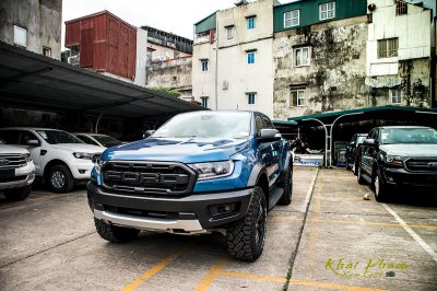 Ford Ranger Raptor 2020 đã về đại lý, thêm trang bị, giá không đổi 2 Ảnh chụp trước xe Ford Ranger Raptor 2020