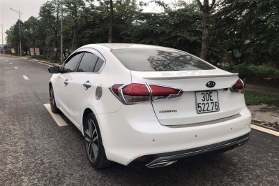 Kia Cerato 2016 cho trải nghiệm khá ồn khi di chuyển trên đường xấu 1