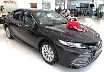 Toyota Camry - "Vua" doanh số phân khúc Sedan hạng D tháng 3/2020 a1