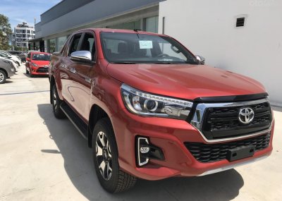 Toyota Hilux đang được bán tại Việt Nam 1