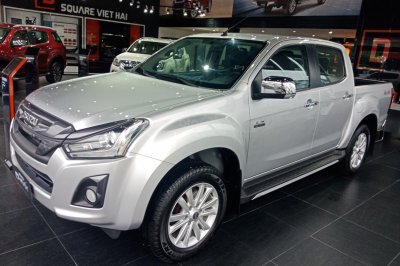 Isuzu D-Max bán chậm nhất phân khúc bán tải tại Việt Nam 1