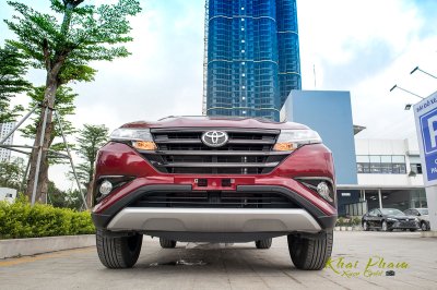 Ảnh chính diện đầu xe Toyota Rush 2020