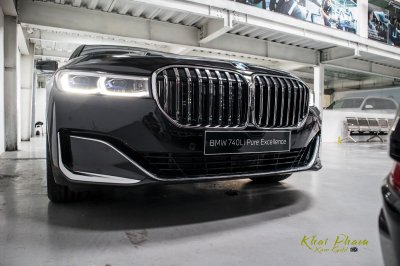 Khám phá chi tiết xe BMW 740Li Pure Excellence 2020 vừa ra mắt Việt Nam qua hình ảnh 2 Ảnh trước trái xe BMW 740Li Pure Excellence 2020