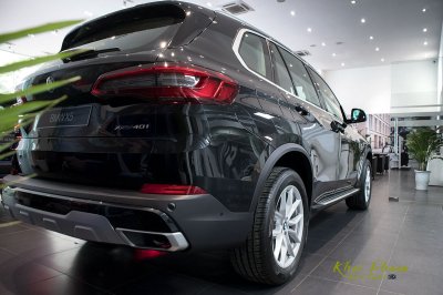 Ảnh đuôi xe BMW X5 xDrive40i 2020