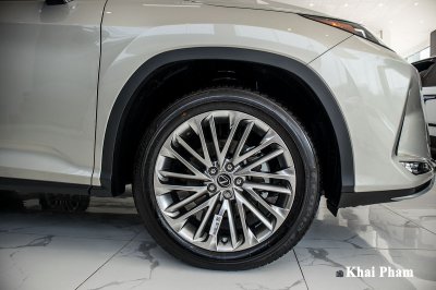 Ảnh la-zăng xe Lexus RX350 2020