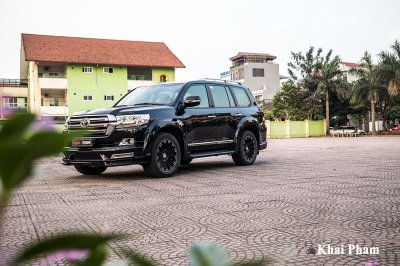 Toyota Land Cruiser 2016 "biến hình" dưới bàn tay thợ độ Việt, khoang lái là mơ ước của nhiều người a27