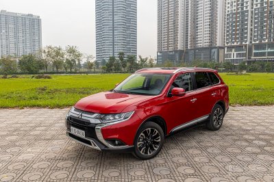 Mitsubishi Outlander tại Việt Nam 1