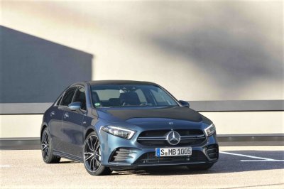 Mercedes-AMG A 35 4MATIC sedan mới ra mắt Việt Nam 1