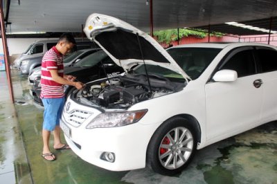 Kinh nghiệm mua xe ô tô cũ tại Hà Nội bạn cần biết - Ảnh 2 Kinh nghiệm mua xe ô tô cũ tại Hà Nội bạn cần biết - Ảnh 2.
