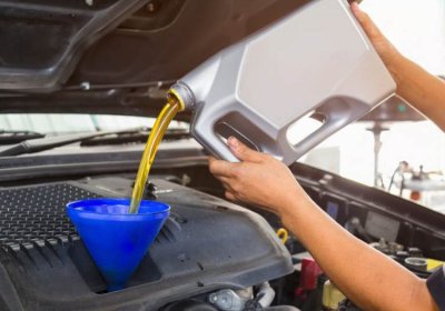 thay dầu động cơ thay dầu động cơ.