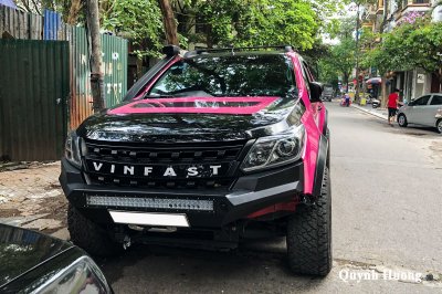 Xe bán tải logo VinFast bất ngờ xuất hiện tại Việt Nam, màu ngoại thất còn gây chú ý hơn 6 Xe bán tải logo VinFast bất ngờ xuất hiện tại Việt Nam, màu ngoại thất còn gây chú ý hơn a6