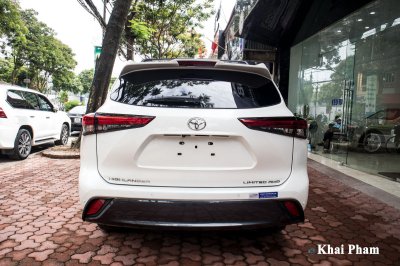 "Bóc tem" Toyota Highlander Limited 2020 đầu tiên về Việt Nam, đẳng cấp dân chơi a2