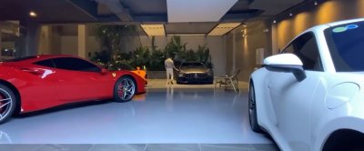 Video: Cường Đô La tậu Mercedes-AMG GT-R chính hãng độc nhất sau Ferrari F8 Tributo a2