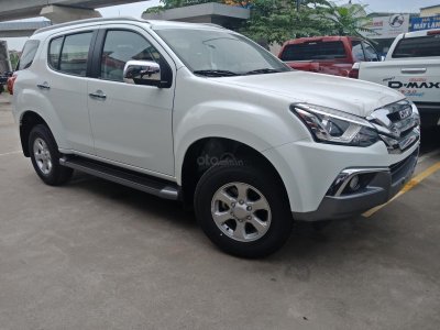 SUV 7 chỗ tầm giá 1 tỷ - Isuzu MU-X 2020....