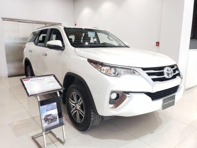 SUV 7 chỗ tầm giá 1 tỷ - Toyota Fortuner 2020...