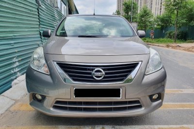 Thiết kế đầu xe Nissan Sunny 2016 1