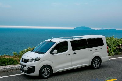 Peugeot Traveller mới ra mắt khách Việt tháng 5/5/2019 1