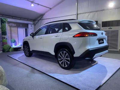 Toyota Corolla Cross có thể về Việt Nam ngay tháng sau, lộ nhiều trang bị đáng giá 2 Toyota Corolla Cross có thể về Việt Nam ngay tháng sau, lộ nhiều trang bị đáng giá a2