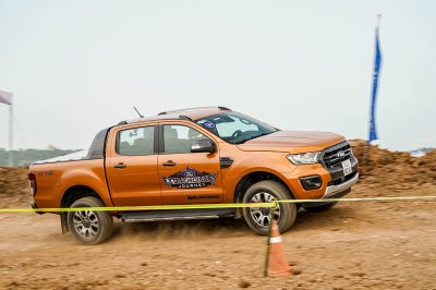 Ford Ranger là mẫu xe bán chạy nhất phân khúc trong tháng 6/2020 1