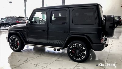 Ảnh chính diện thân xe Mercedes-Benz G63 Trail Package 2020