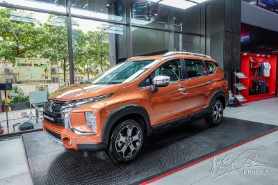 Mitsubishi Xpander Cross 2020 ra mắt thị trường Việt Nam.