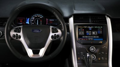 Hệ thống Ford SYNC 2 được phát triển với tên gọi MyFord Touch.