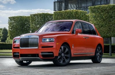 2020 RollsRoyce Cullinan Black Badge review Stealth standout  CNET