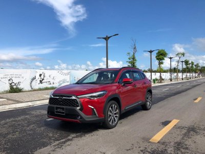 Giá xe Toyota Corolla Cross mới nhất...