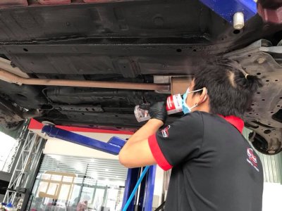 Khi sơn phủ gầm cần lưu ý sơn dày vào vị trí quan trọng Khi sơn phủ gầm cần lưu ý sơn dày vào vị trí quan trọng.