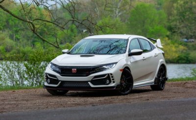 Hãng Honda tiếp tục củng cố hình ảnh tích cực đến khách hàng Hãng Honda tiếp tục củng cố hình ảnh tích cực đến khách hàng.