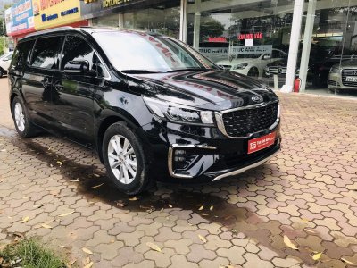Kia Sedona: Doanh số 171 xe Kia Sedona: Doanh số 171 xe 1