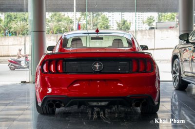 Cận cảnh xe Ford Mustang High Performance 2020 độc nhất Việt Nam 14 Ảnh đuôi xe Ford Mustang High Performance 2020