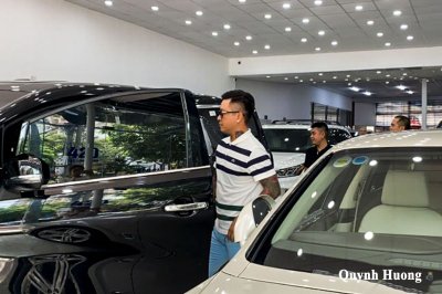 Ca sĩ Tuấn Hưng mua Toyota Alphard, tạm dừng ca hát để chăm lo gia đình a4