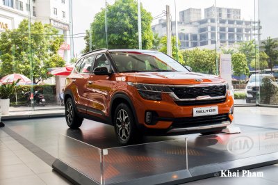 Ảnh đầu xe Kia Seltos Premium 2020 trái